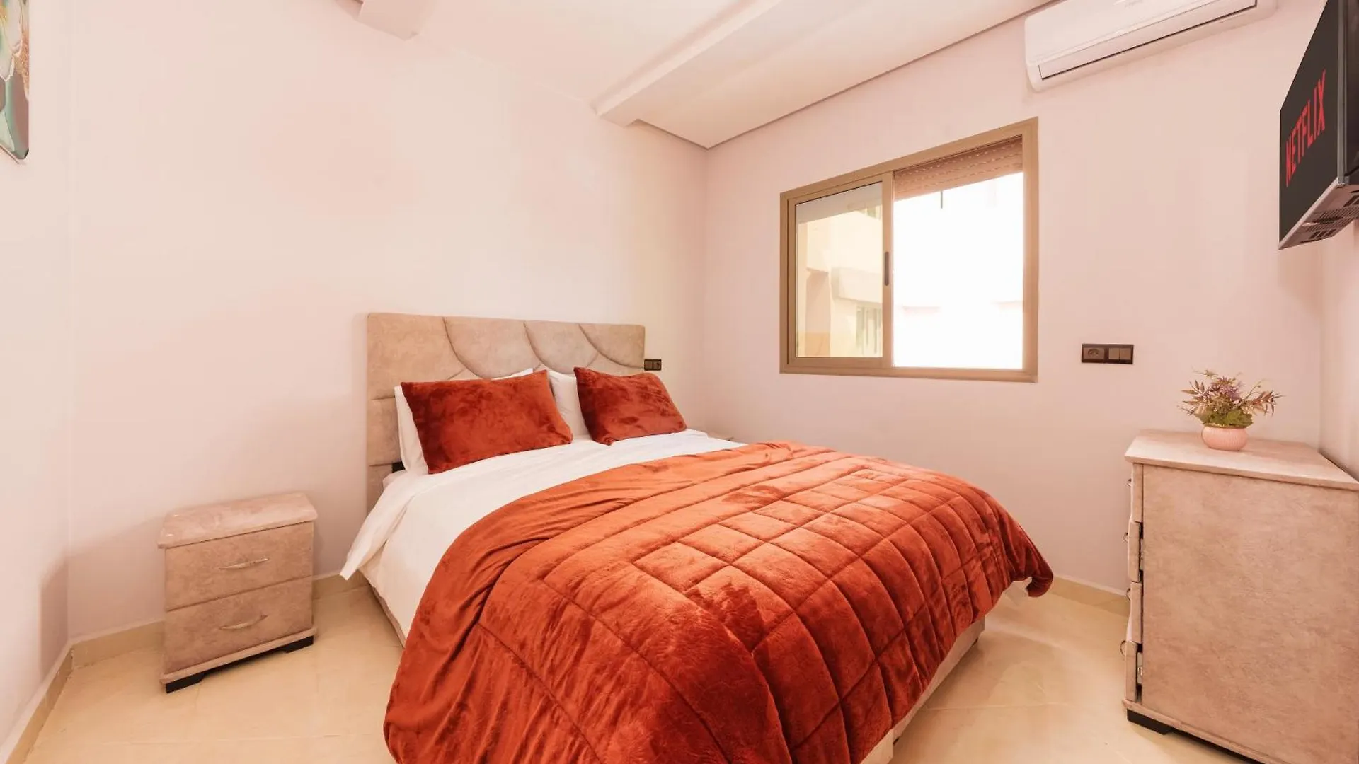 Apartment Cozy Appartement A Gueliz Juste Les Familles Marrakesh Morocco